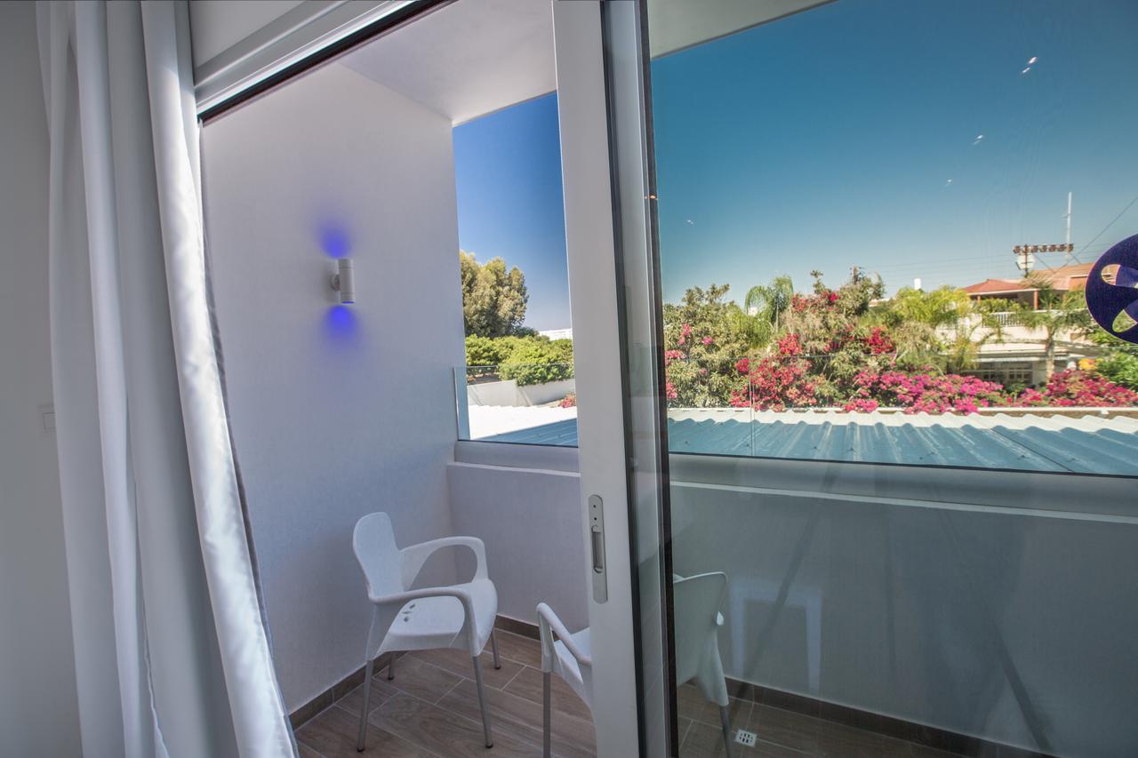 أيا نابا Stratovarius Nissi Rooms المظهر الخارجي الصورة